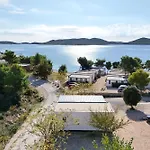 Ahoi Hause 10 Strandhaus Mit Meerblick & Privatem Zugang 펜션 *