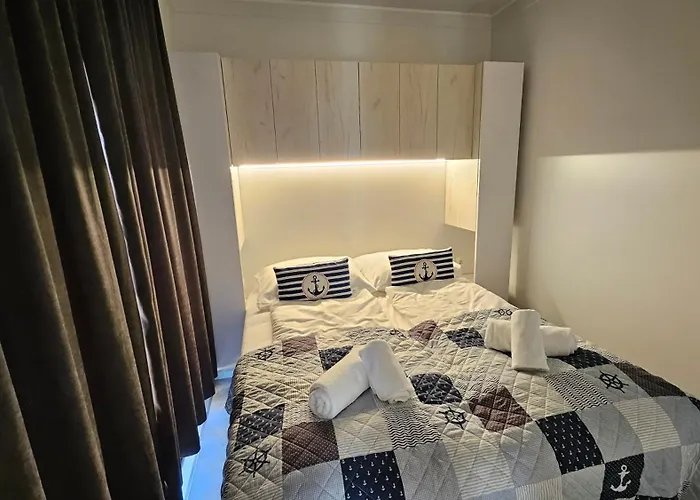 Ahoi Hause 10 Сasa de vacaciones Drage