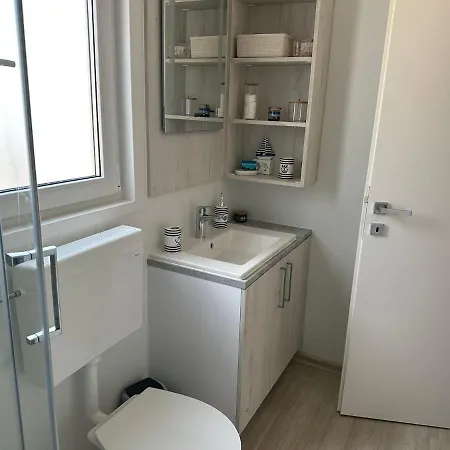 Ahoi Hause 10 * Drage