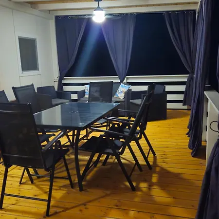 Ferienhaus Ahoi Hause 10 *