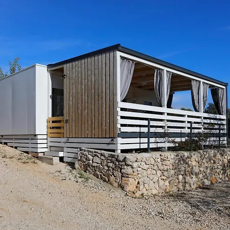 Ahoi Hause 10 Holiday home Drage