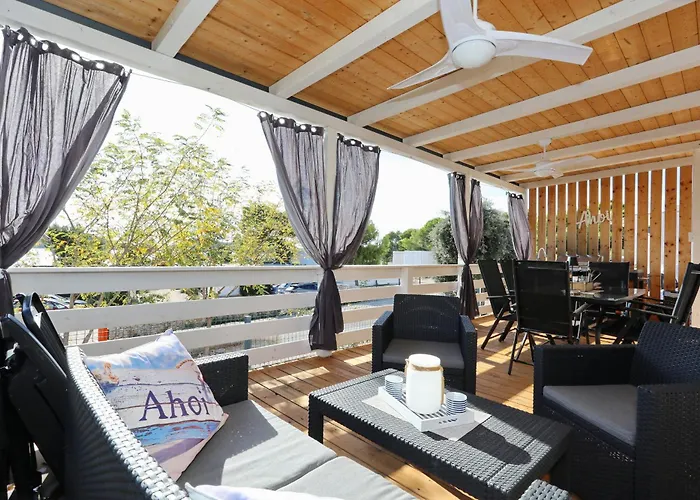 Holiday home Ahoi Hause 10 *