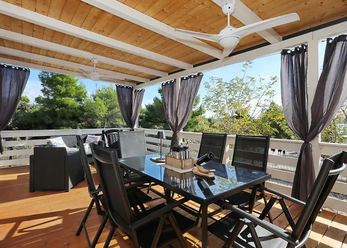 Ahoi Hause 10 Holiday home Drage